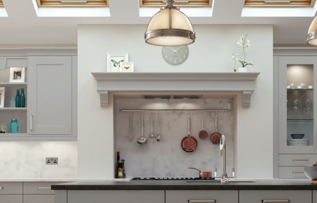 georgia-painted-light-grey-kitchen-mantle-shelf