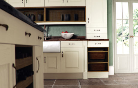 modern-contemporary-windsor-classic-painted-ivory-kitchen-belfast-sink-plate-rack